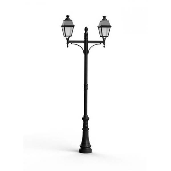 Roger Pradier Avenue 4 Large Double Arm Clear Glass 70W 4000K Street Lamp with Four-Sided Lantern